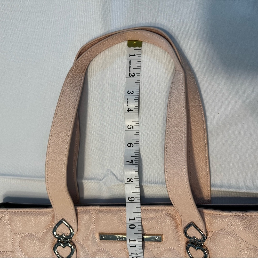 Betsey Johnson Blush Pink Faux Leather Quilted Heart Patterned Large Tote Bag - Picture 8 of 11